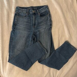 American Eagle Curvy Mom Jean